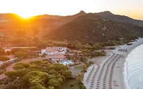 Cormoran Hotel & Residence