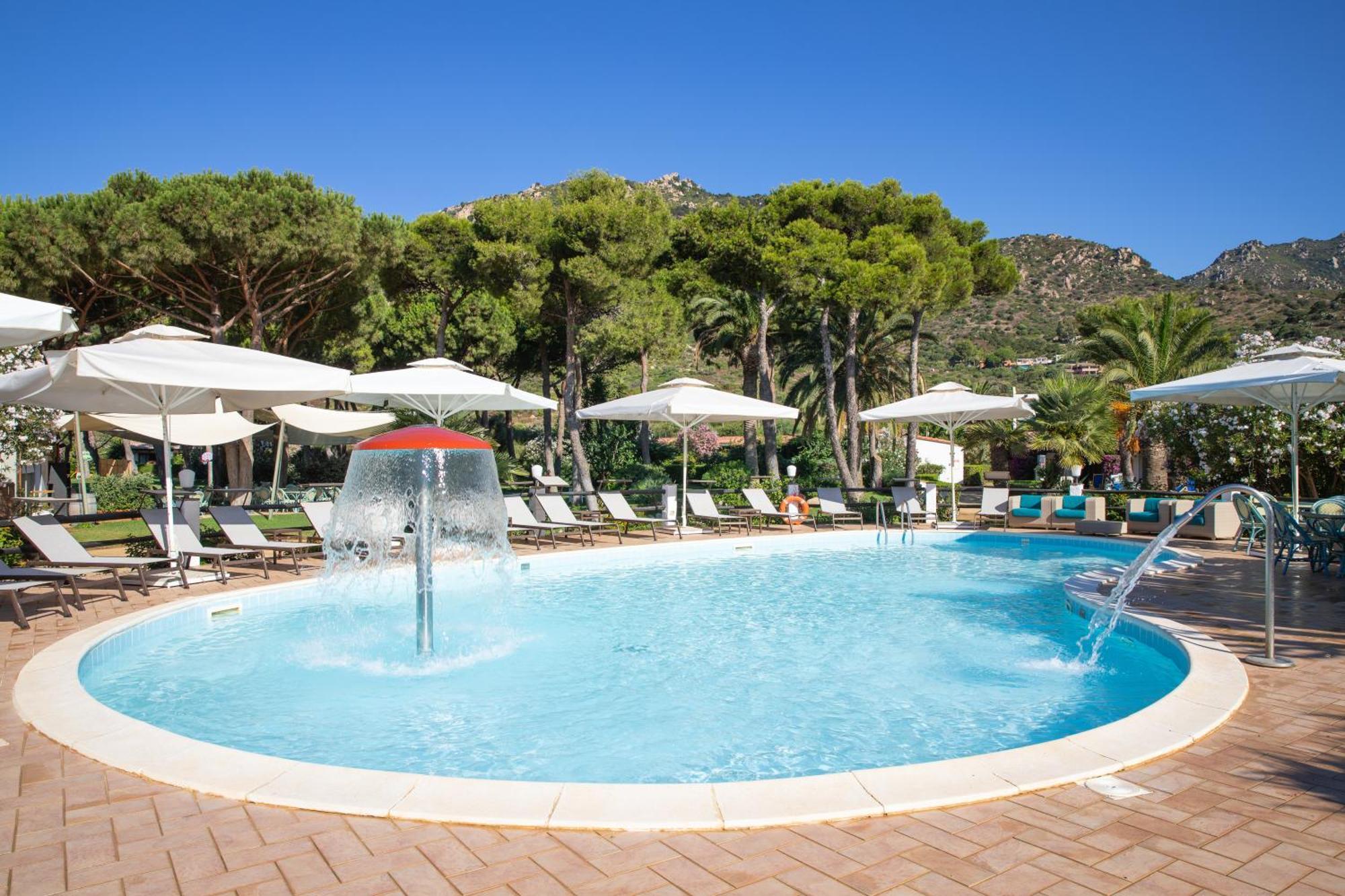 Cormoran Hotel Villasimius Esterno foto
