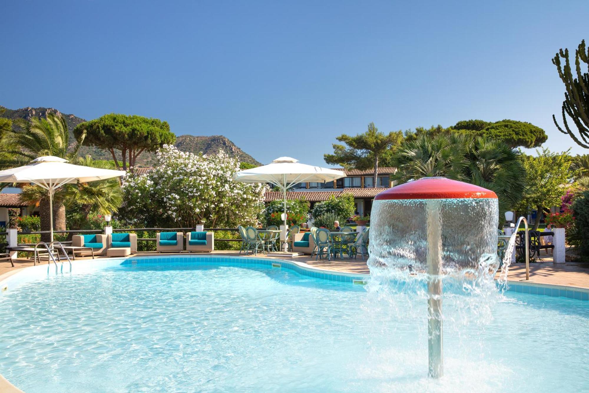Cormoran Hotel Villasimius Esterno foto